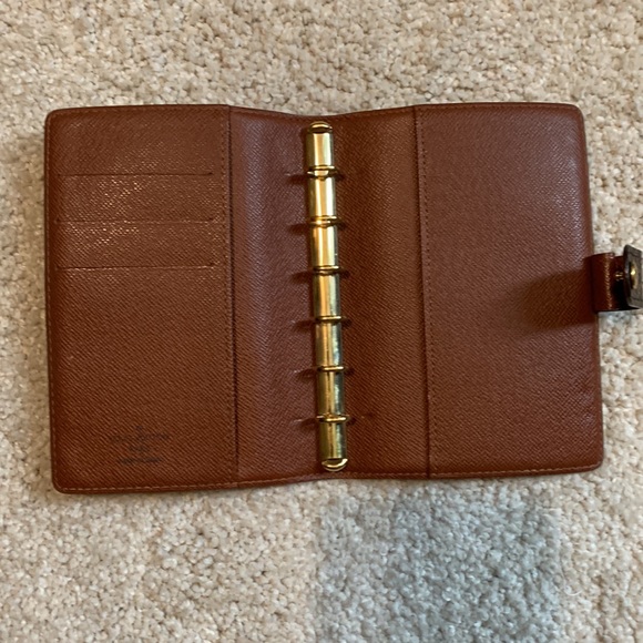 Louis Vuitton Monogrammed Agenda/Credit Card Holder - Picture 2 of 9